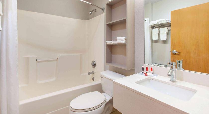 Photo of Bathroom in South Hills