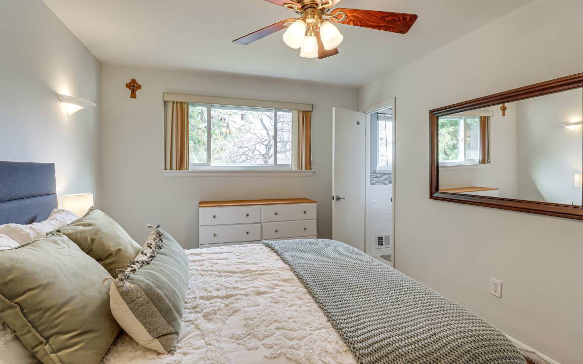 Photo of Bedroom in Kemp Mill