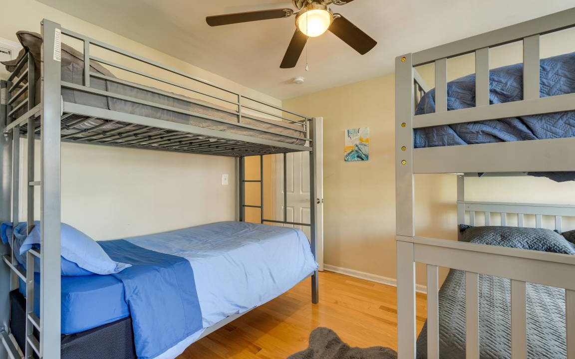 Photo of Bedroom in Downtown Baltimore