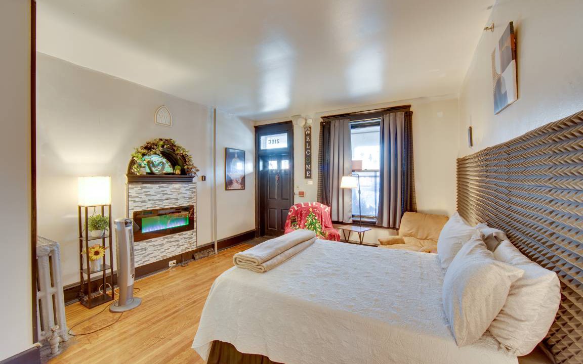 Photo of Bedroom in Harrisburg - Hershey