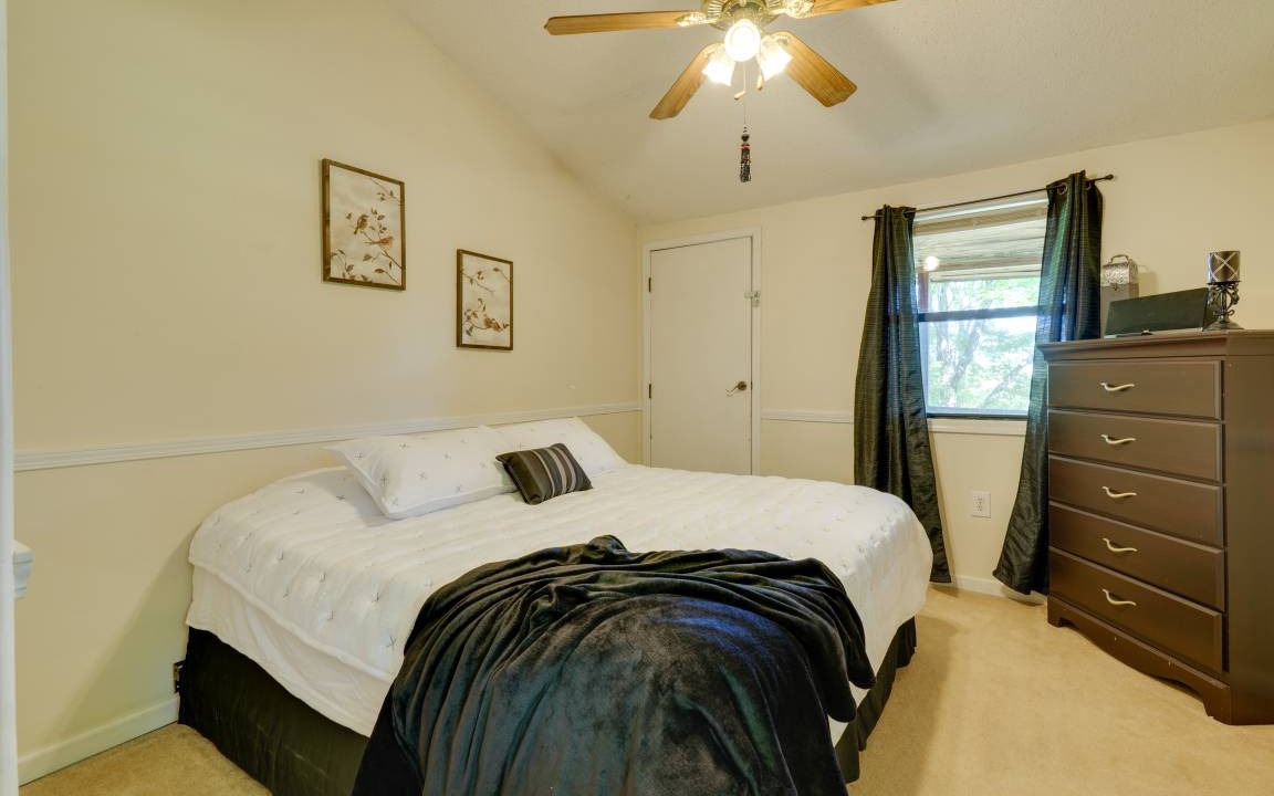 Photo of Bedroom in Greene County