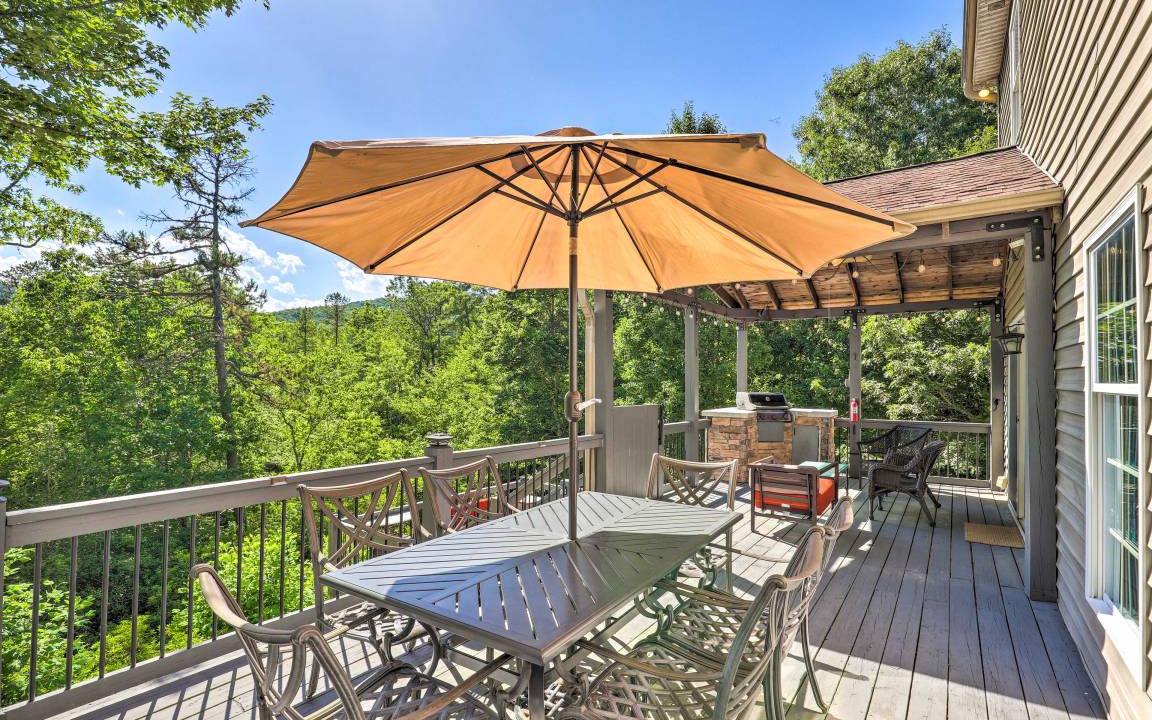 Photo of Patio Balcony in Pisgah Forest