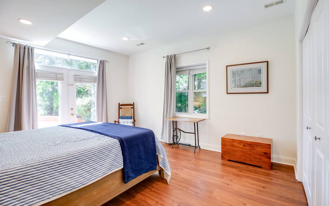 Photo of Bedroom in Lusby