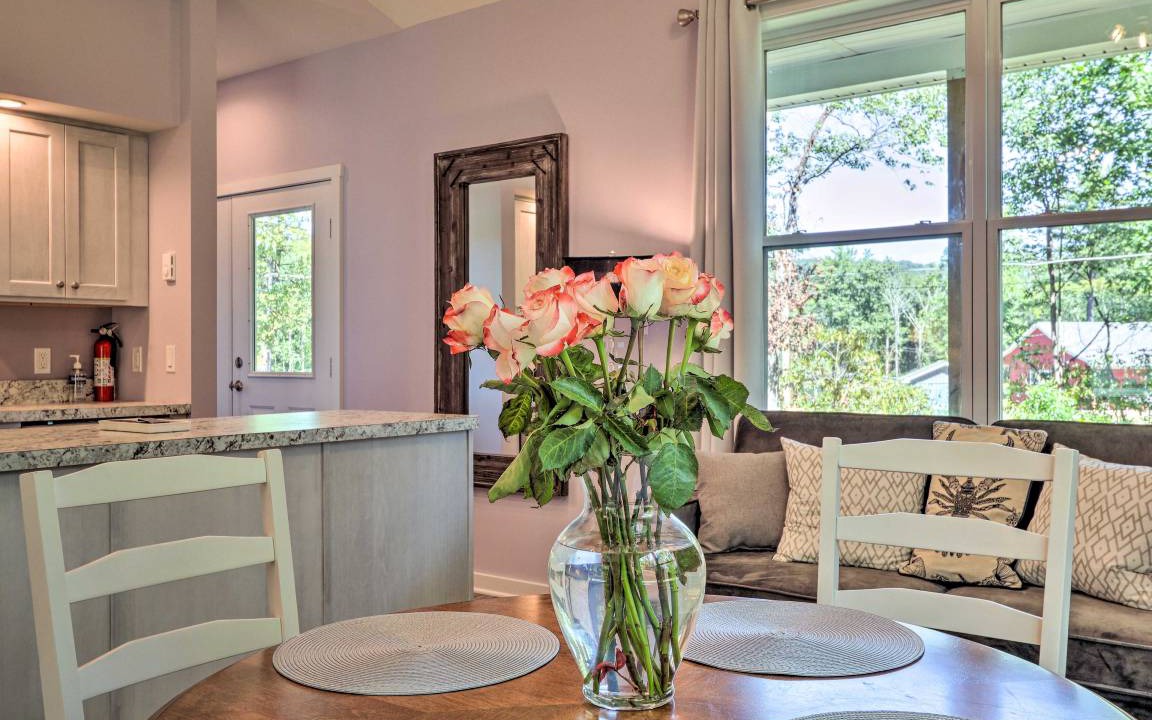 Photo of Livingroom in Saylorsburg