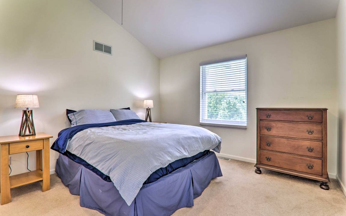 Photo of Bedroom in Thompson