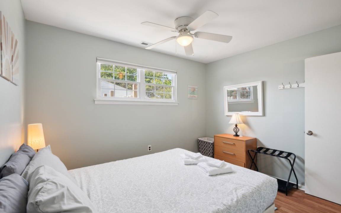 Photo of Bedroom in Village Green