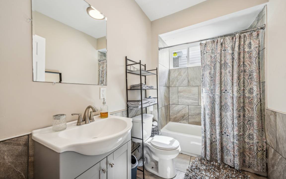 Photo of Bathroom in West Philadelphia