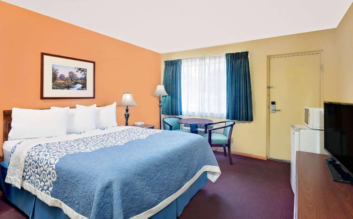 Photo of Bedroom in Waynesboro