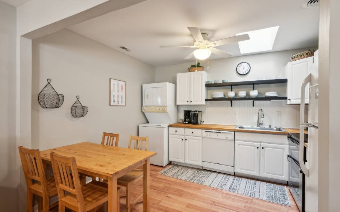 Photo of Kitchen in Village Green
