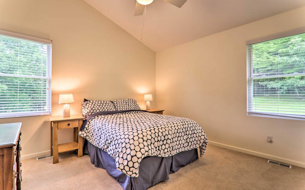 Photo of Bedroom in Thompson