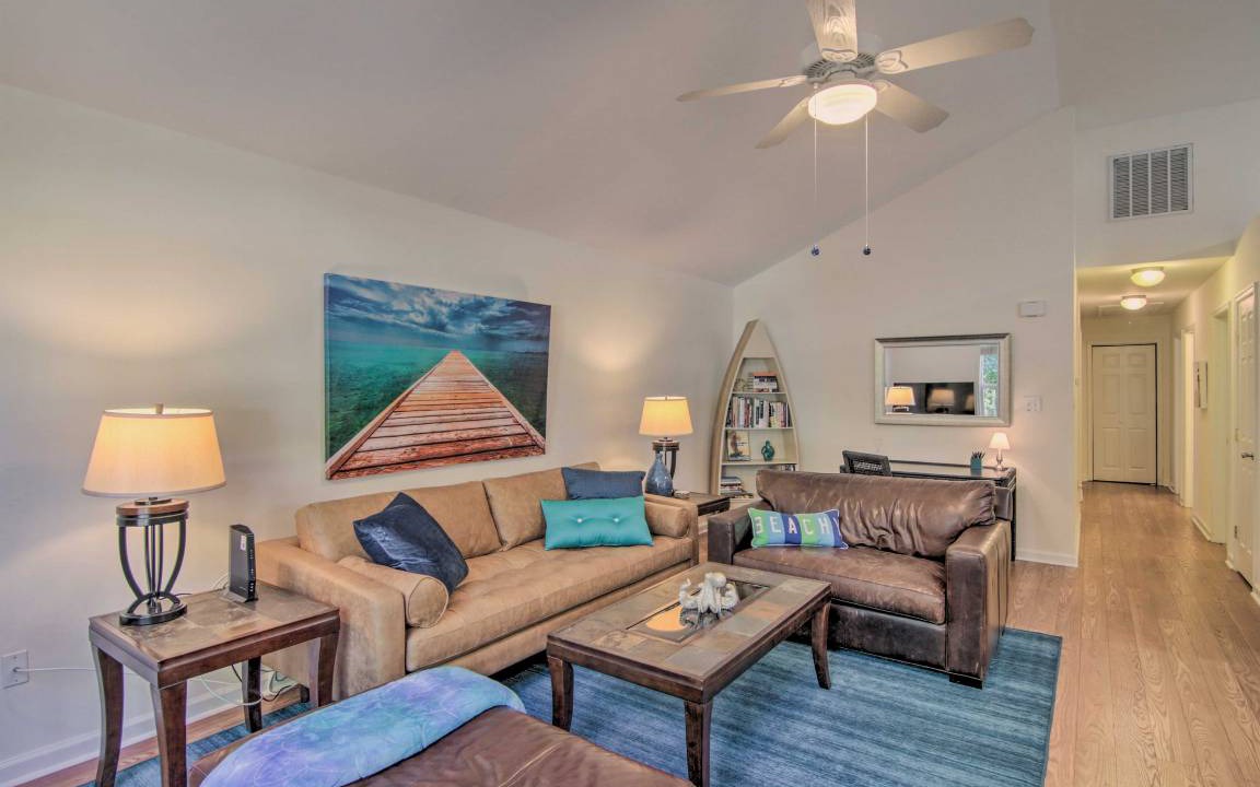 Photo of Livingroom in Ocean Pines