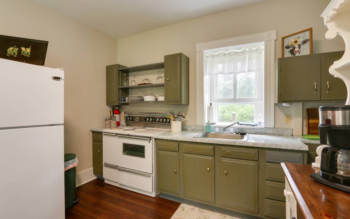 Photo of Kitchen in Antes Fort