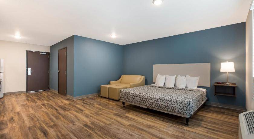 Photo of Bedroom in Monmouth Junction