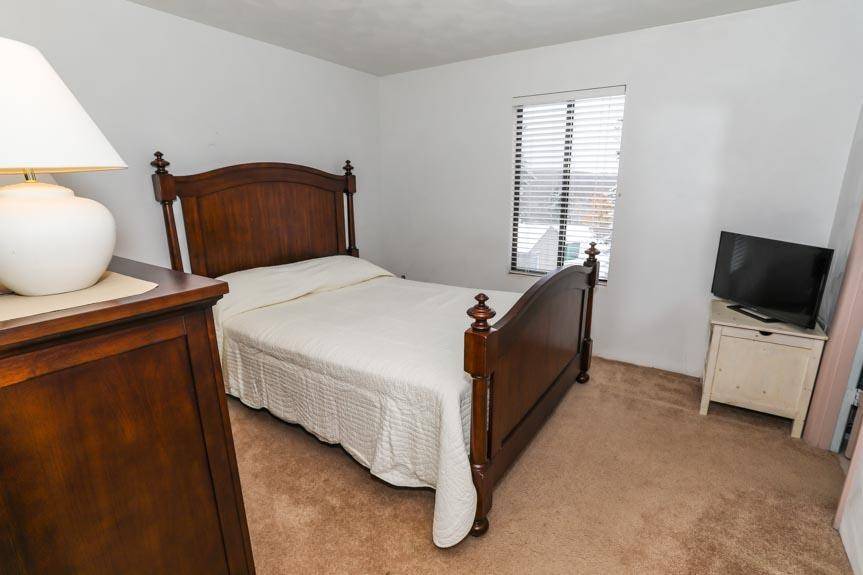 Photo of Bedroom in Champion