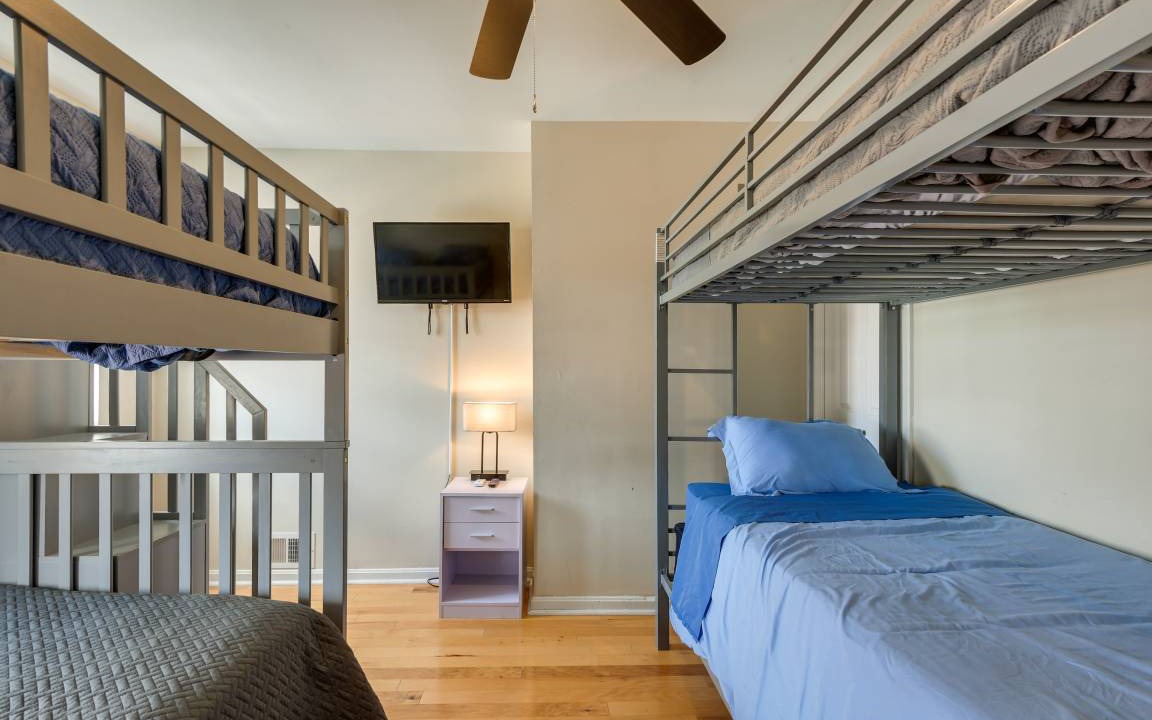 Photo of Bedroom in Downtown Baltimore