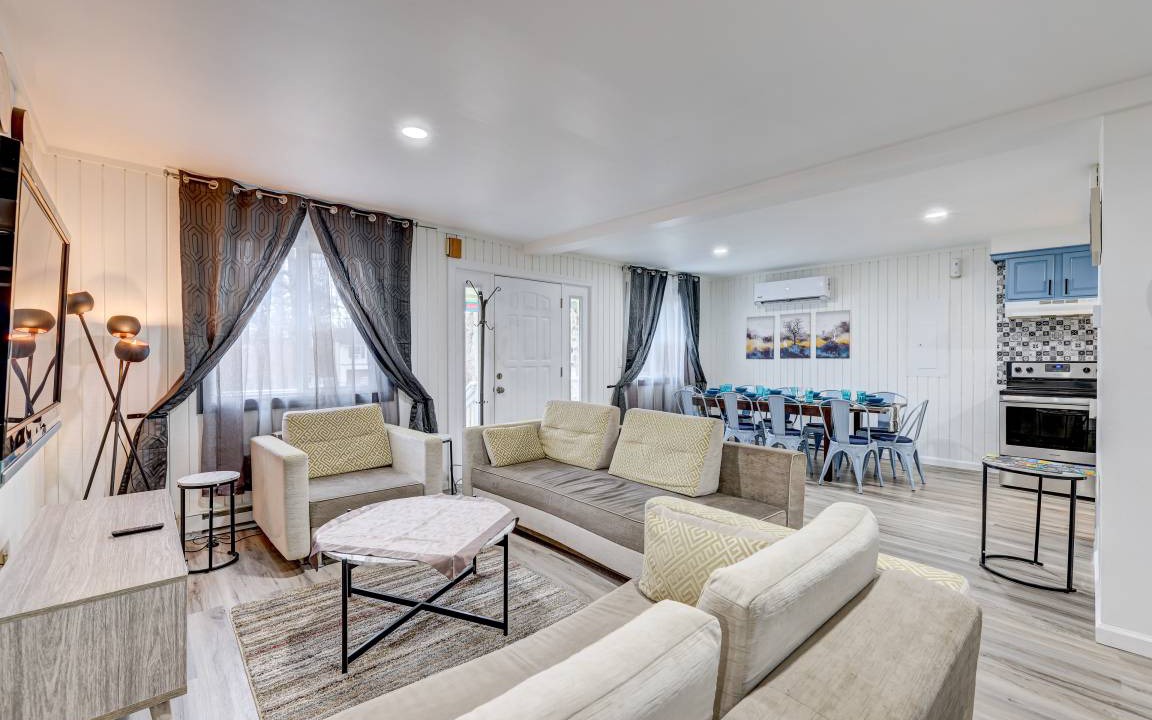 Photo of Livingroom in Bushkill