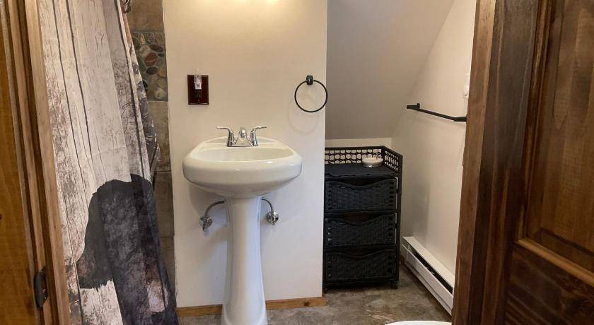 Photo of Bathroom in Large