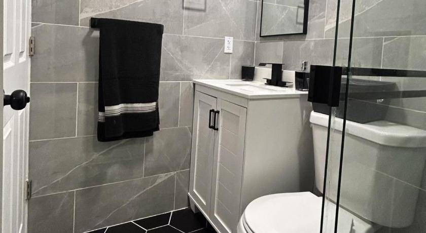 Photo of Bathroom in Weequahic