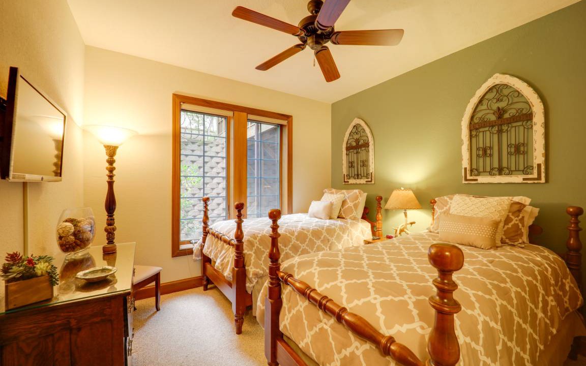 Photo of Bedroom in Mountain Air
