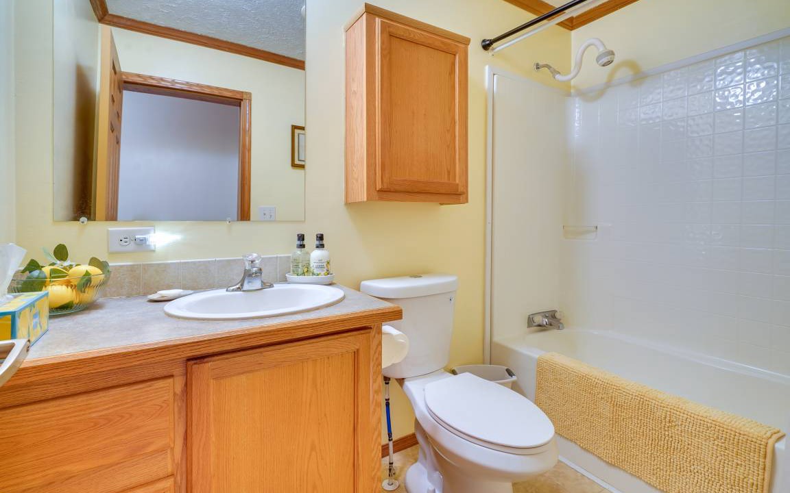 Photo of Bathroom in Zanesville
