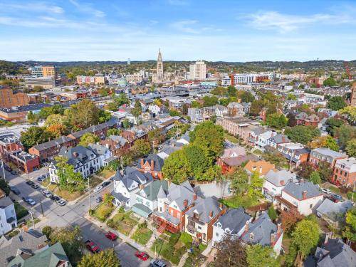 Photo of Others in Shadyside