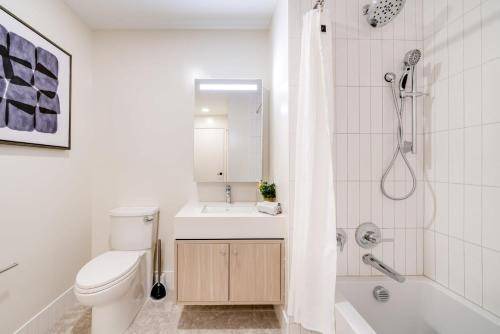 Photo of Bathroom in Downtown Jersey City