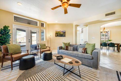 Photo of Livingroom in Red Mountain Ranch