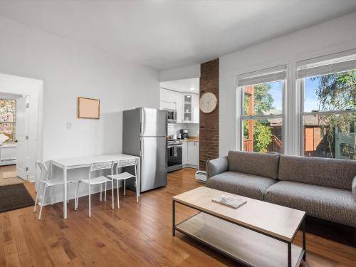 Photo of Livingroom in Shadyside