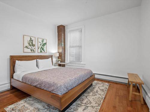 Photo of Bedroom in Shadyside