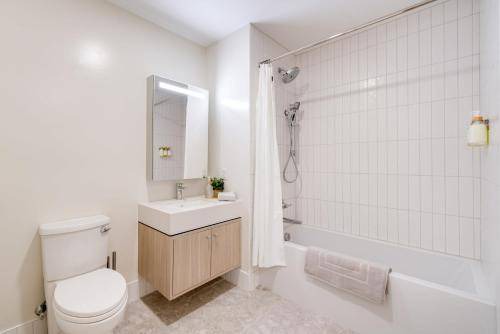 Photo of Bathroom in Downtown Jersey City
