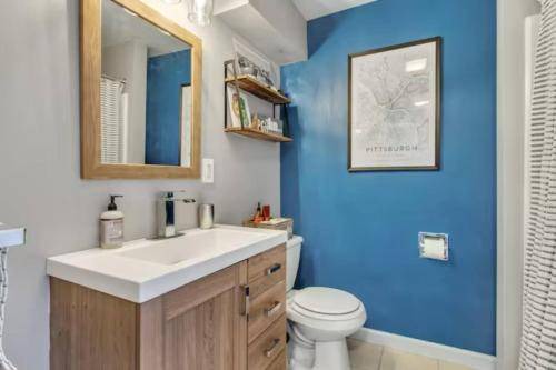 Photo of Bathroom in Lower Lawrenceville