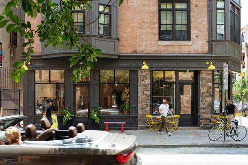 Photo of Others in Queen Village