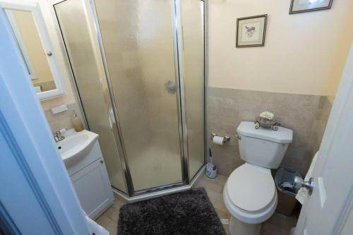 Photo of Bathroom in Elizabeth