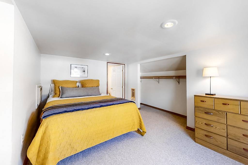 Photo of Bedroom in Bayview