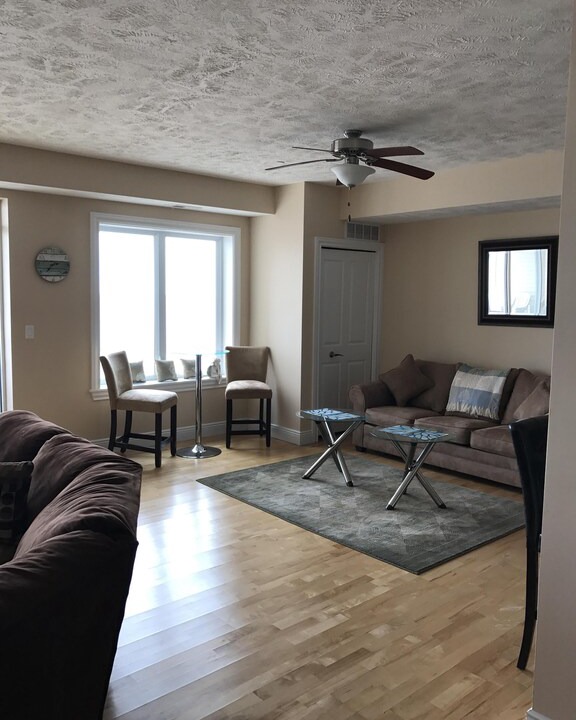 Photo of Livingroom in Geneva-on-the-Lake
