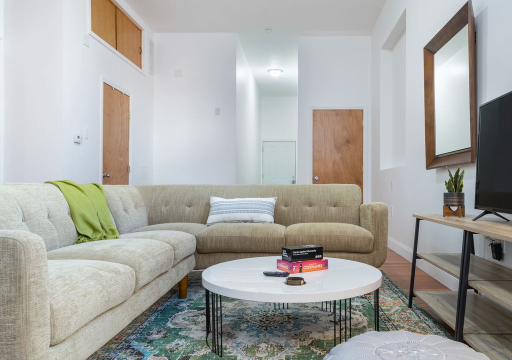 Photo of Livingroom in Chinatown