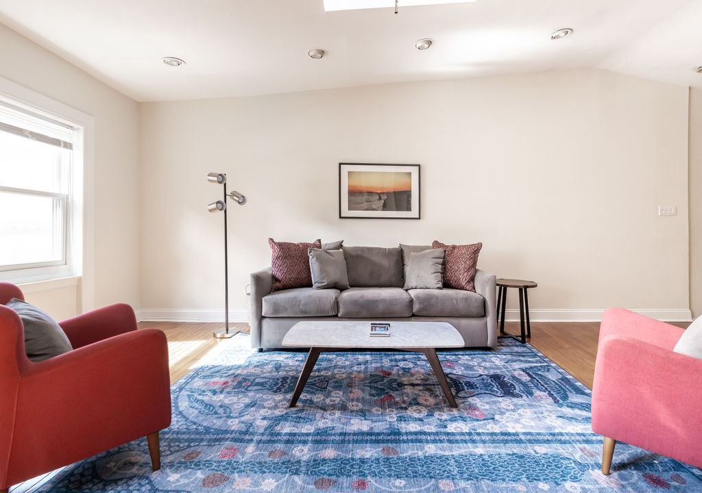 Photo of Livingroom in Center City West