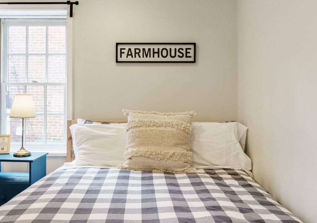 Photo of Bedroom in Gayborhood