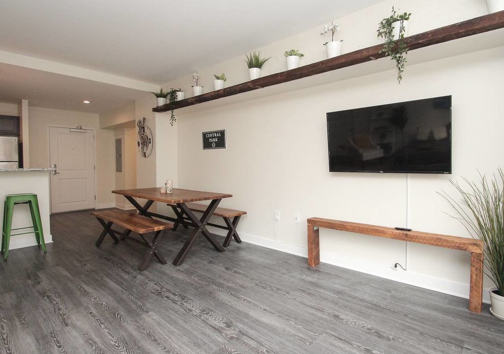 Photo of Livingroom in Society Hill