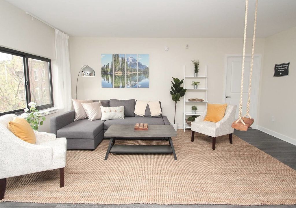 Photo of Livingroom in Society Hill