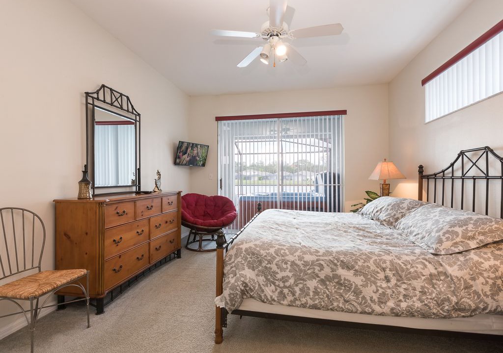 Photo of Bedroom in Sunset Lakes
