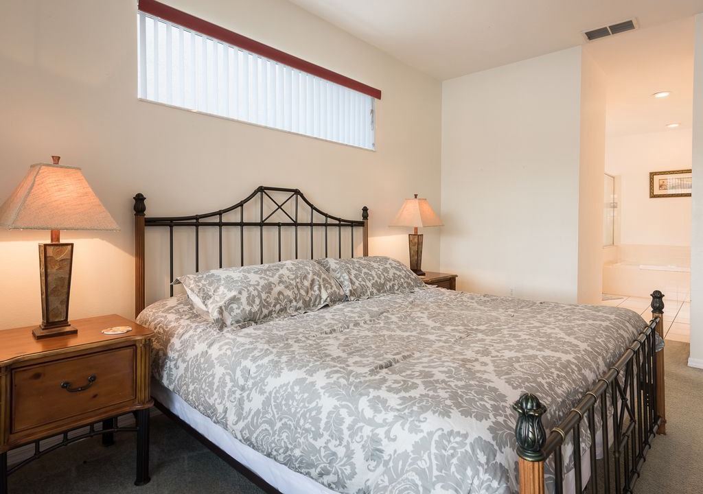Photo of Bedroom in Sunset Lakes