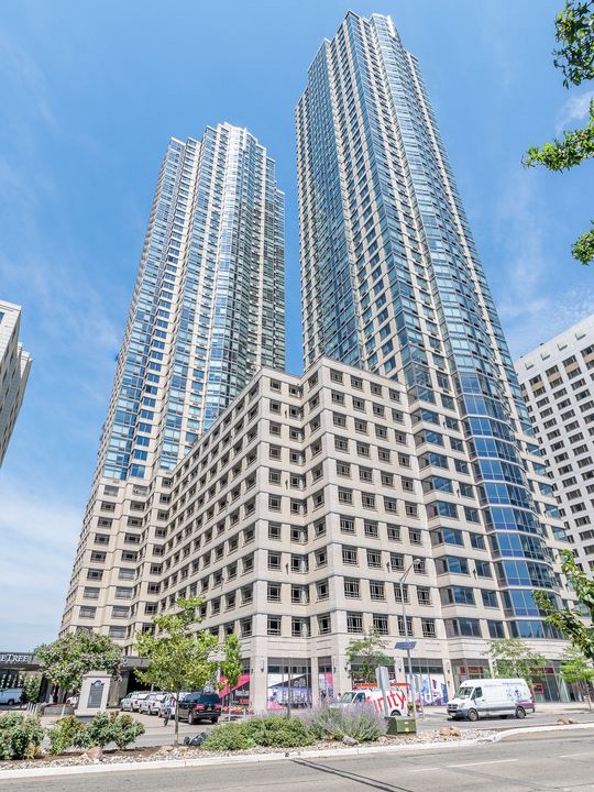 Photo of Buildings in Hudson Exchange