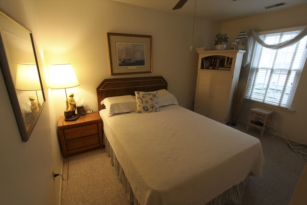 Photo of Bedroom in Village Green