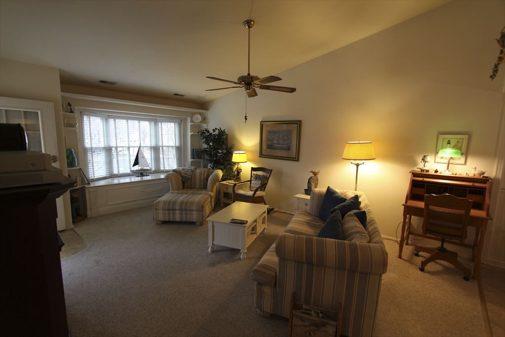 Photo of Livingroom in Village Green