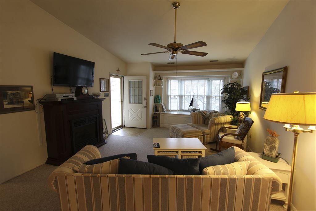 Photo of Livingroom in Village Green