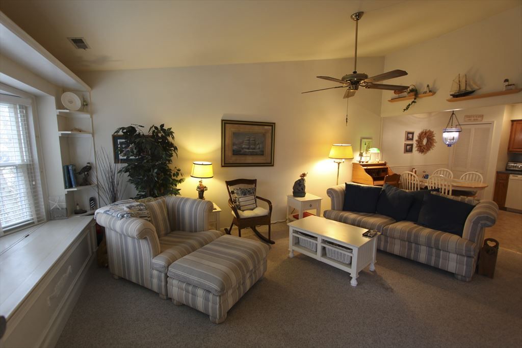Photo of Livingroom in Village Green