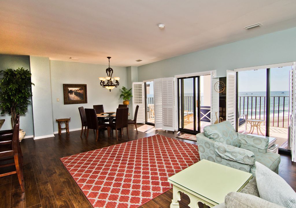 Photo of Livingroom in Indian Beach