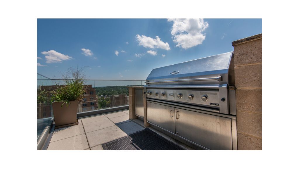 Photo of Patio Balcony in Aurora Highlands