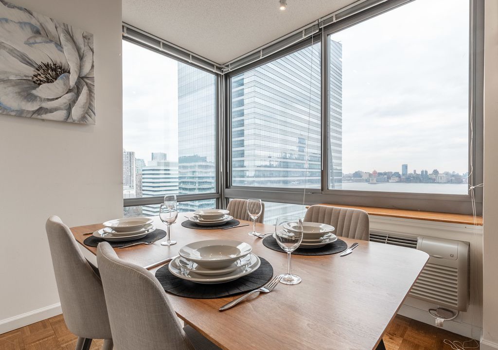 Photo of Livingroom in Hudson Exchange